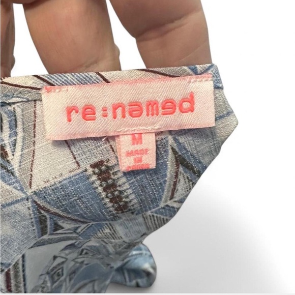 ‎Geometric Patterned Trapeze Halter Top - Picture 14 of 14